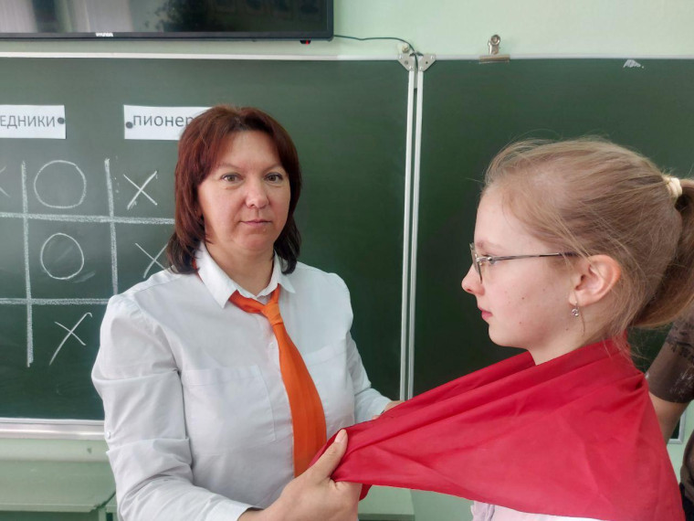 День детских общественных организаций России прошел в МБОУ «СОШ п. Нижний Архыз».